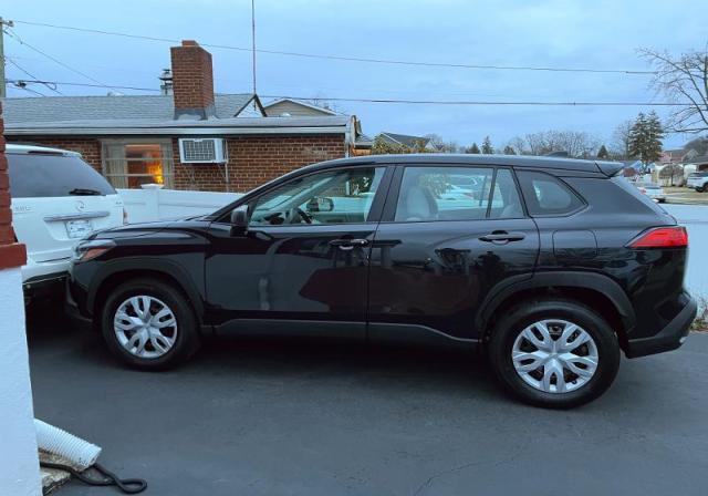 TLC Car Market - 2025 Toyota Corolla Cross FOR RENT $525